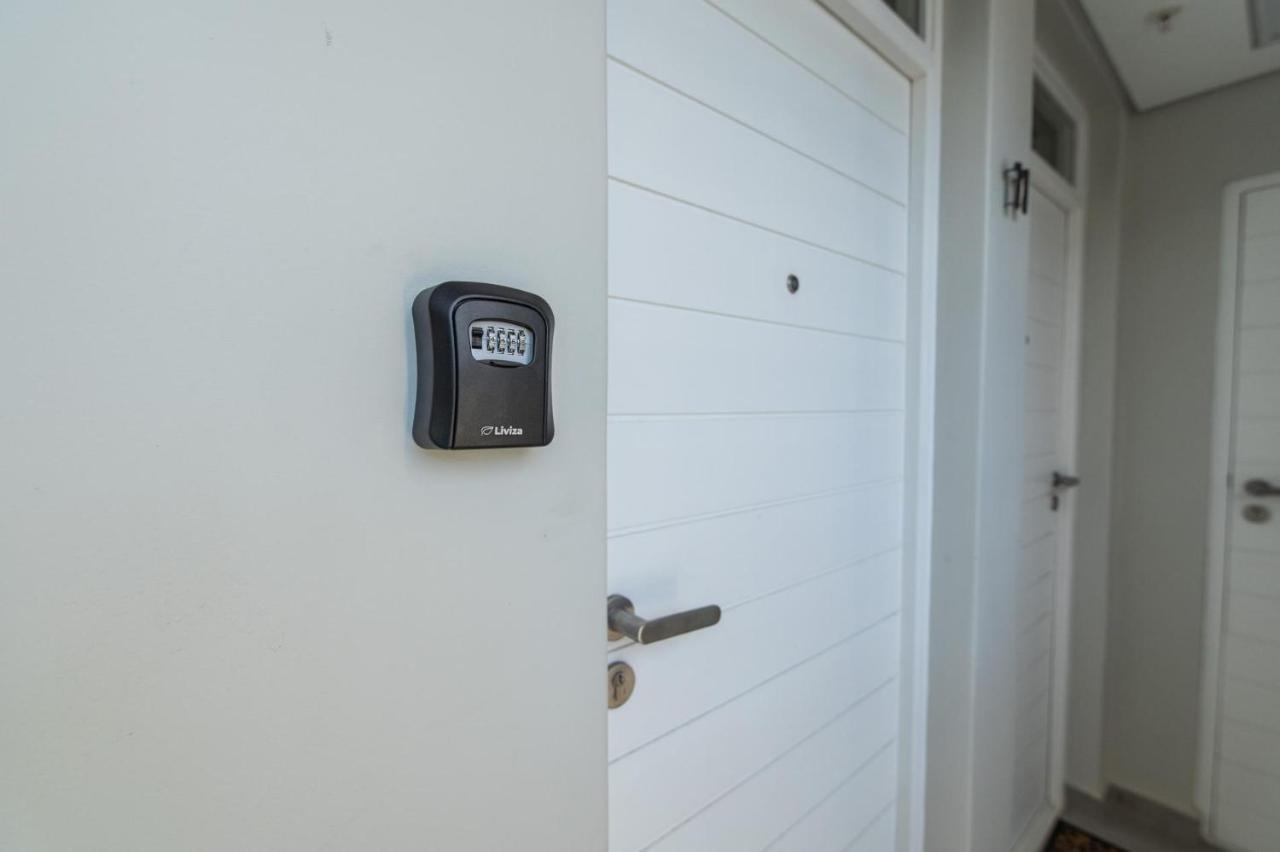 10 On Bellamare Near The Beachfront Apartment *